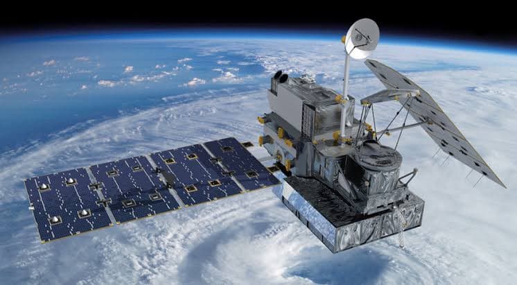 Terlalu Banyak Sampah di Luar Angkasa, Jepang Coba Membangun Satelit dari Kayu