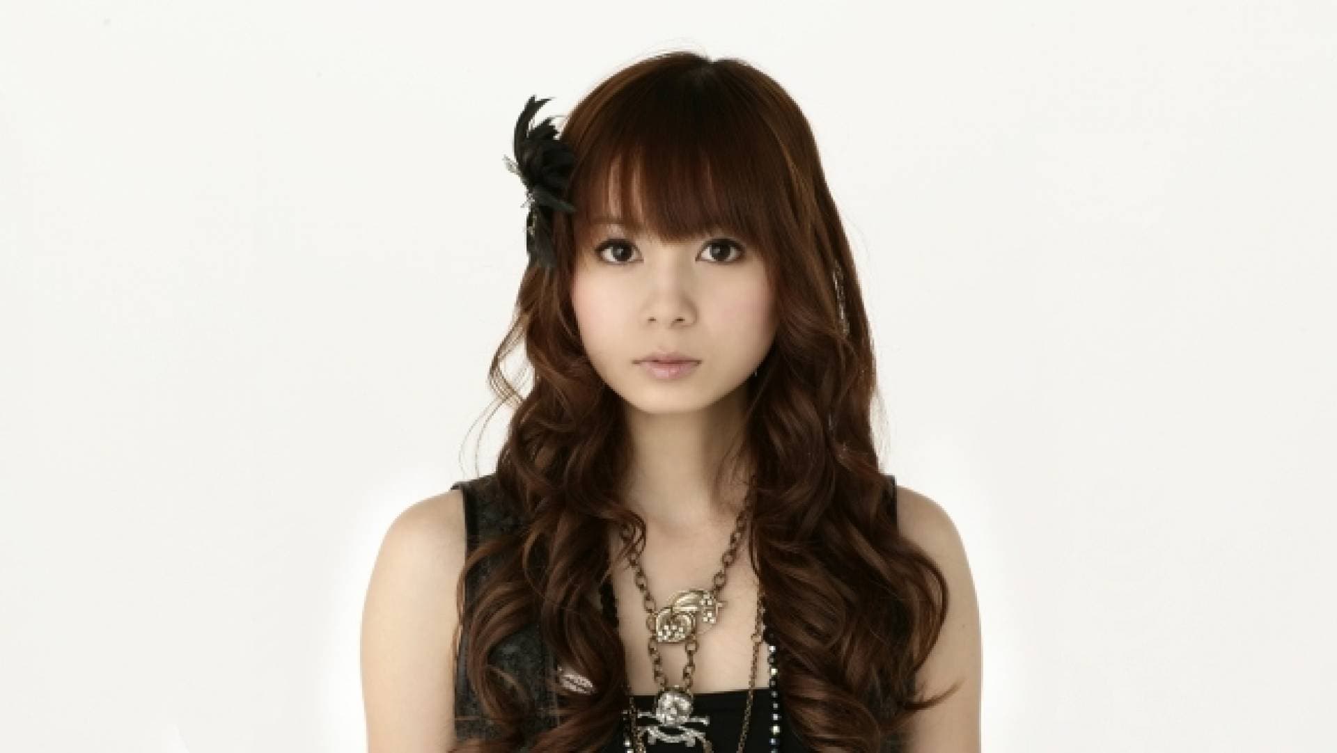 Shoko Nakagawa Melakukan Cosplay Bunny Maid dan Ditonton Jutaan Kali