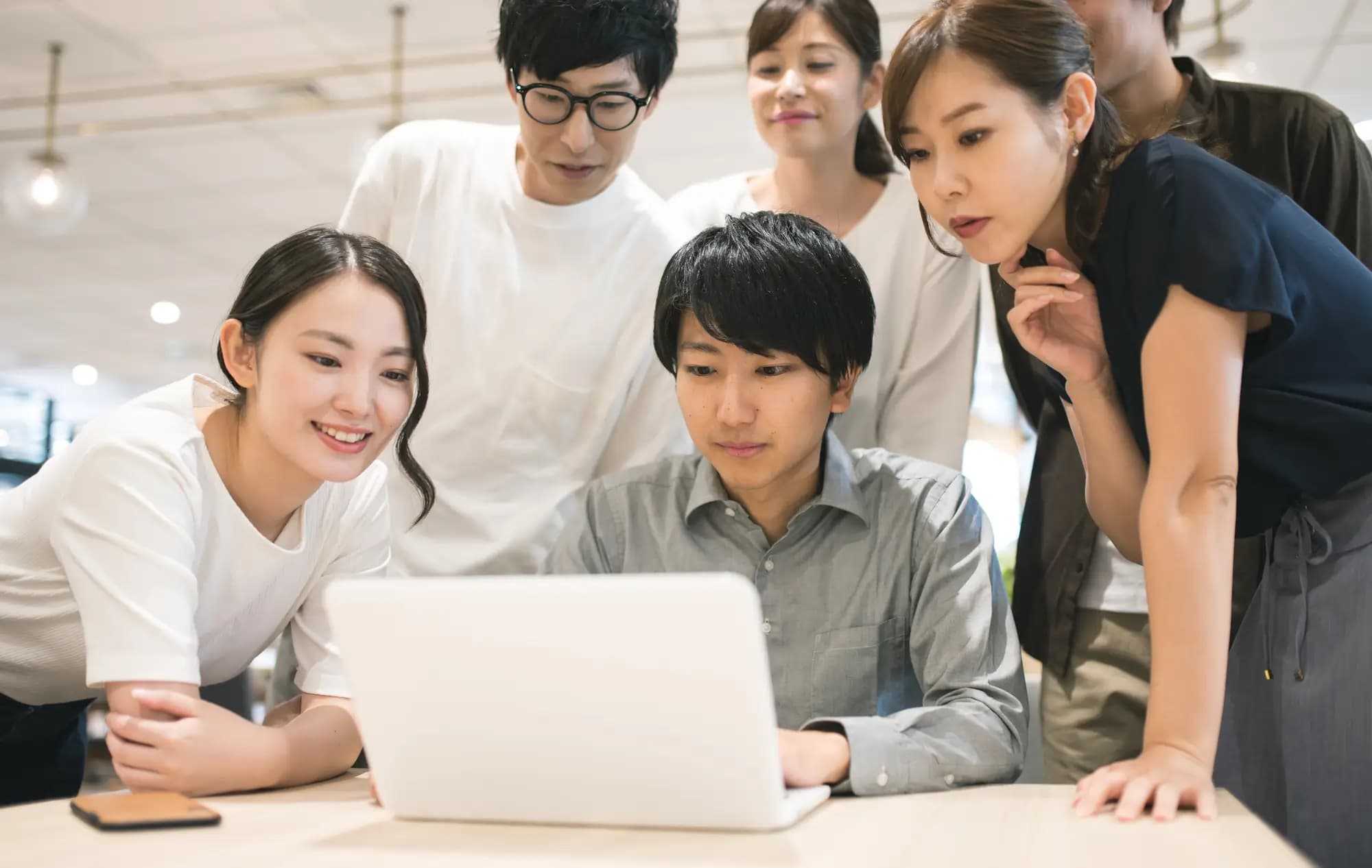 Intip Gaji di Jepang: UMR, Kisaran, dan Kenaikan Berdasarkan Pengalaman & Industri!