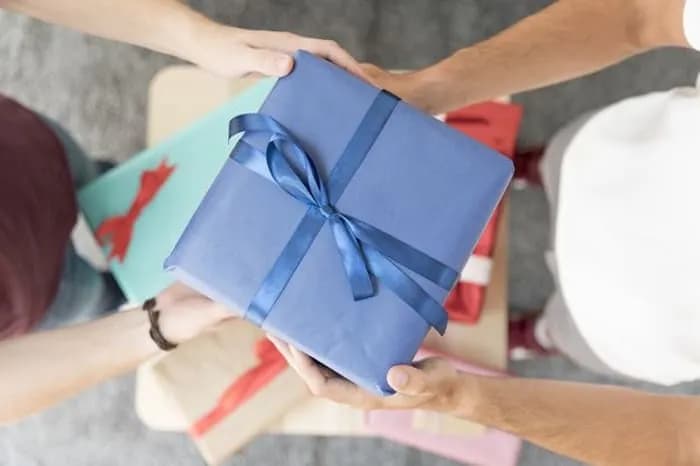 Kado Paling Populer di Jepang untuk Pasangan!