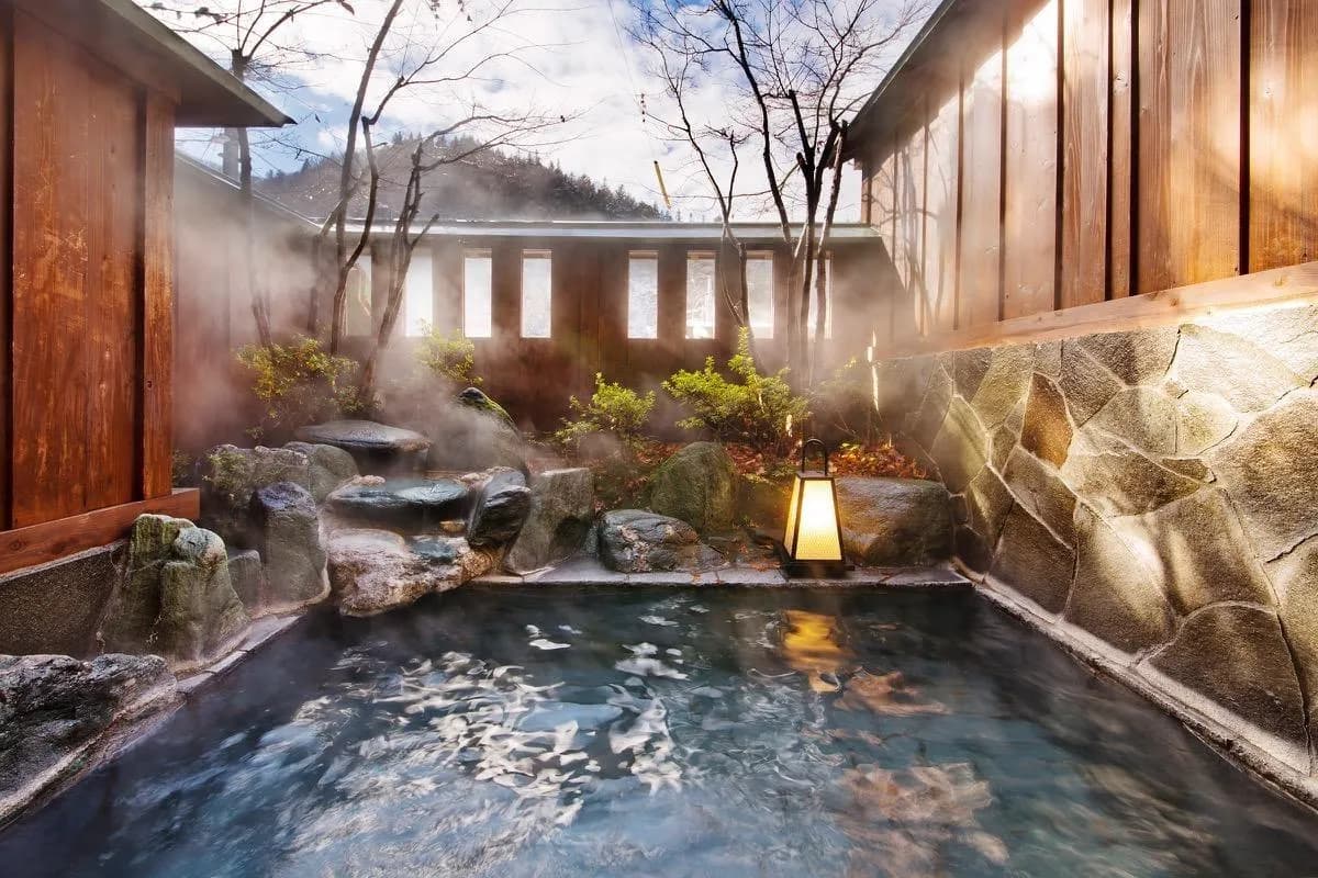 Cara Menggunakan Onsen (Pemandian Air Panas) dengan Benar!