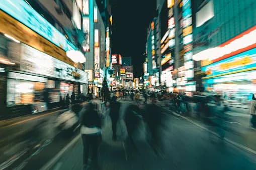 Jalan-jalan Malam di Shinjuku: Rekomendasi Spot Foto Keren!