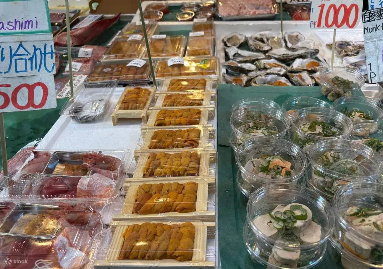 Kuliner Laut di Pasar Tsukiji yang Wajib Lo Coba!