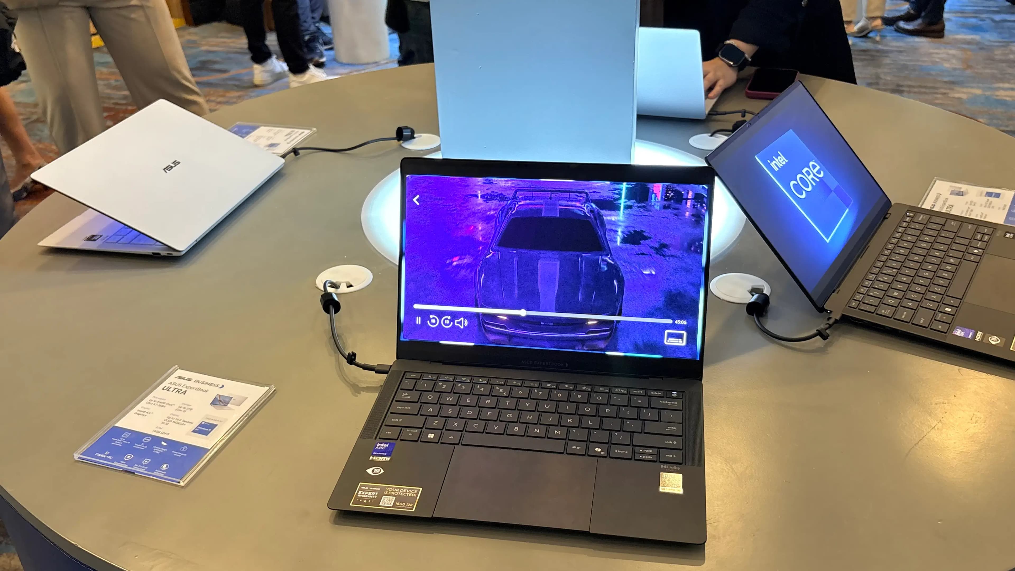 ASUS ExpertBook Ultra Hadir Saat ASUS Kuasai Lebih dari 30 Persen Pasar Laptop Indonesia