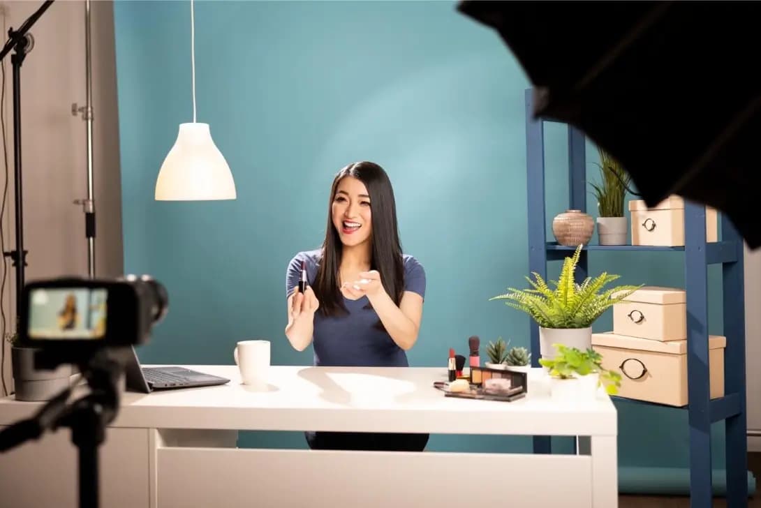 Miliki Studio Konten di Rumah, Ini Daftar Alat Pentingnya!
